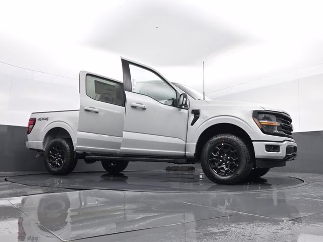 2026 Avalanche Ford F-150 XLT 4X4 Truck
