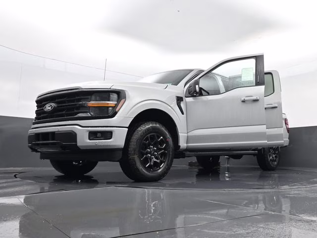 2026 Avalanche Ford F-150 XLT 4X4 Truck