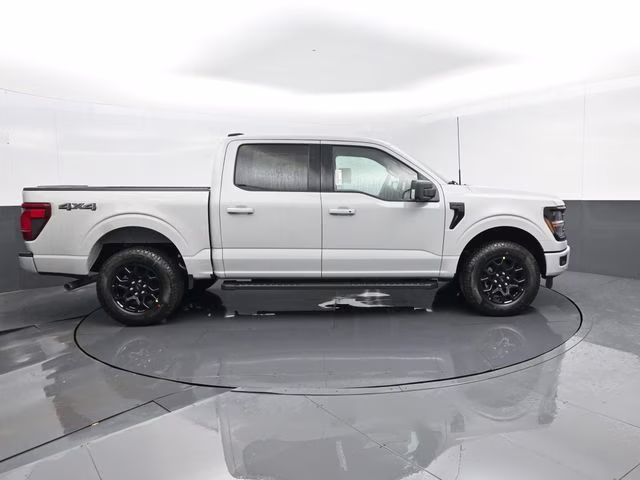 2026 Avalanche Ford F-150 XLT 4X4 Truck