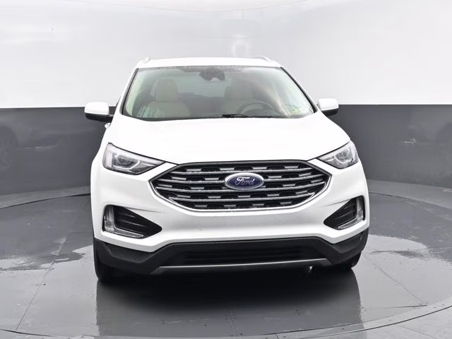 2021 White Metallic Ford Edge SEL AWD SUV