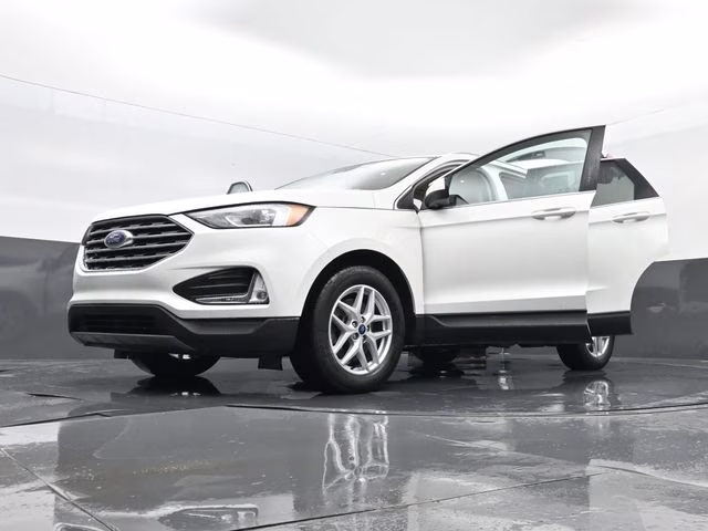2021 White Metallic Ford Edge SEL AWD SUV
