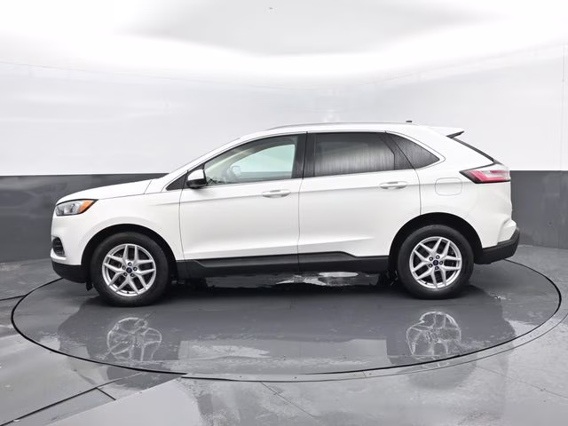 2021 White Metallic Ford Edge SEL AWD SUV