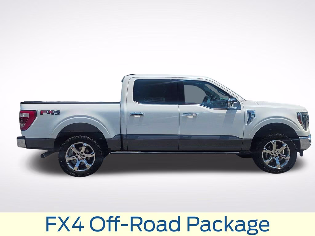 2023 Star White Metallic Tri-Coat Ford F-150 Lariat 4X4 Truck