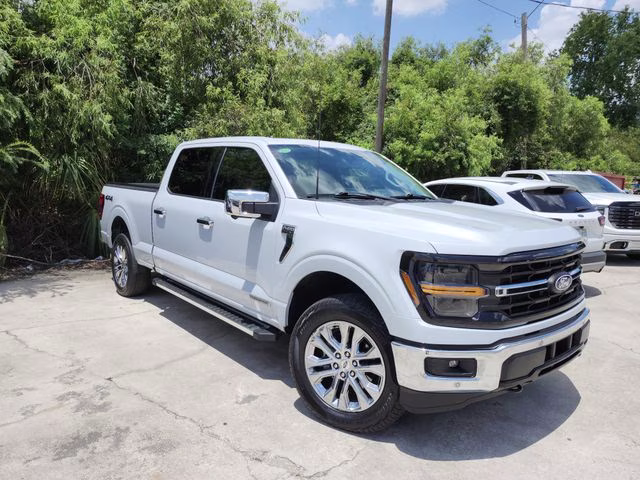 2025 White Metallic Ford F-150 XLT 4X4 Truck