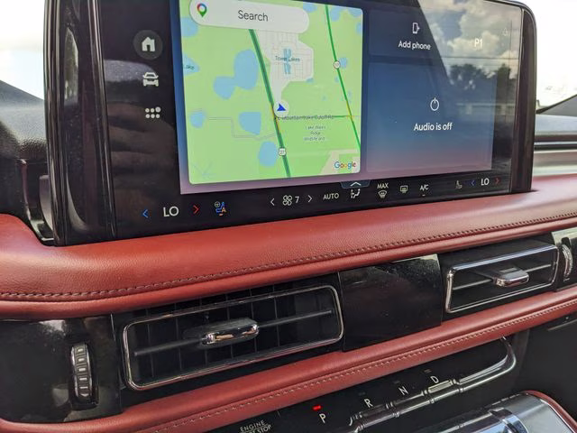 2025 White Metallic Lincoln Aviator Reserve AWD SUV