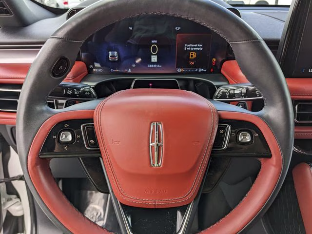 2025 White Metallic Lincoln Aviator Reserve AWD SUV