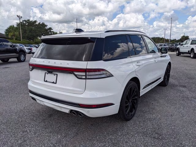 2025 White Metallic Lincoln Aviator Reserve AWD SUV