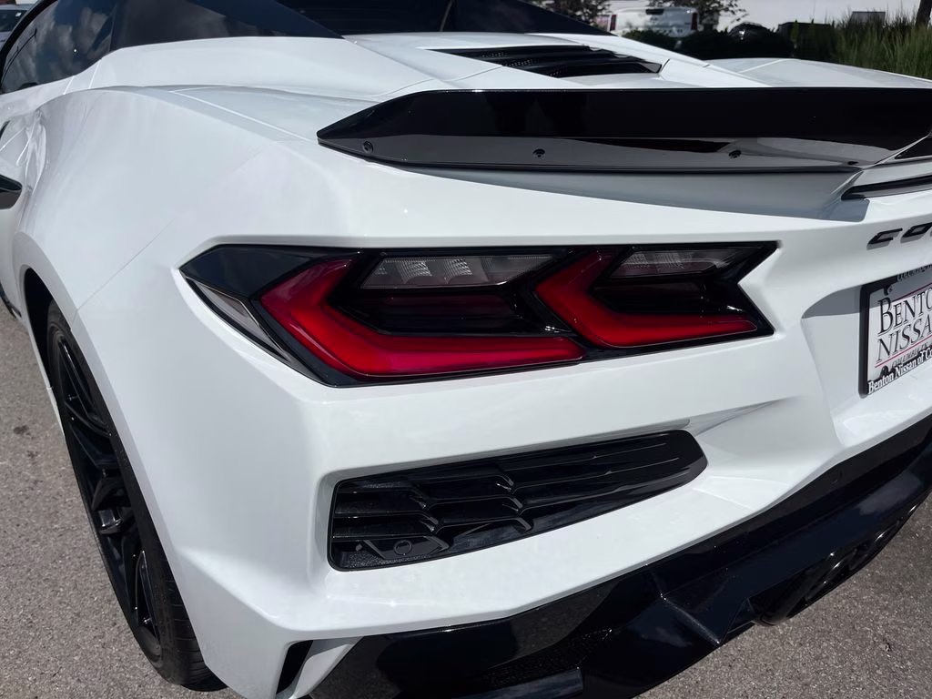 2024 Arctic White Chevrolet Corvette Z06 RWD Convertible