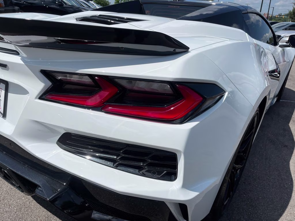 2024 Arctic White Chevrolet Corvette Z06 RWD Convertible