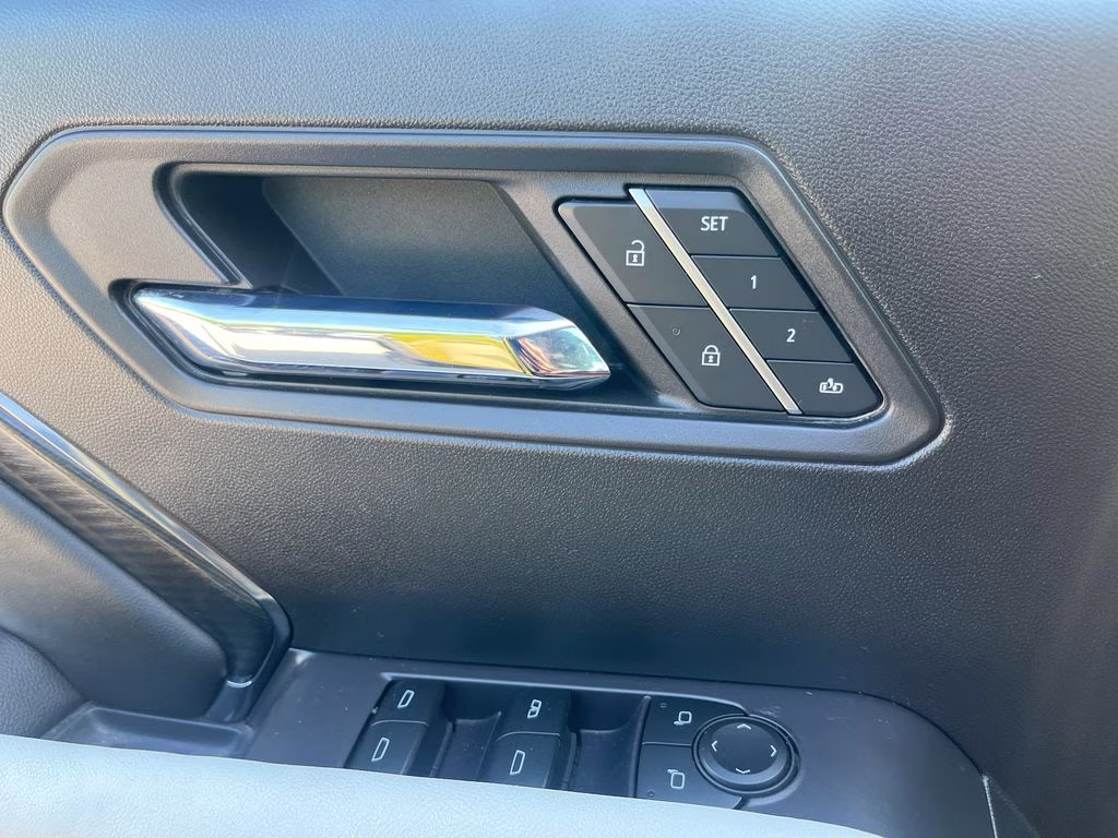 2023 Solar Flare Metallic GMC Canyon AT4X 4X4 Truck