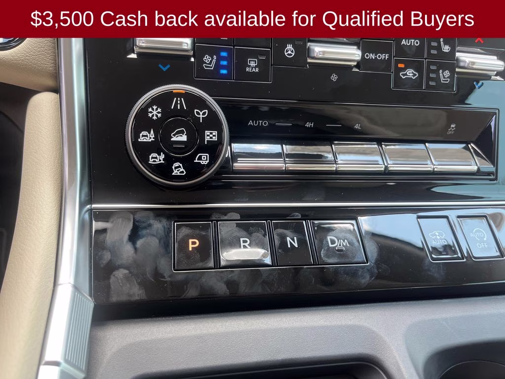 2026 Everest White Pearl Tricoat Nissan Armada Platinum Reserve 4X4 SUV
