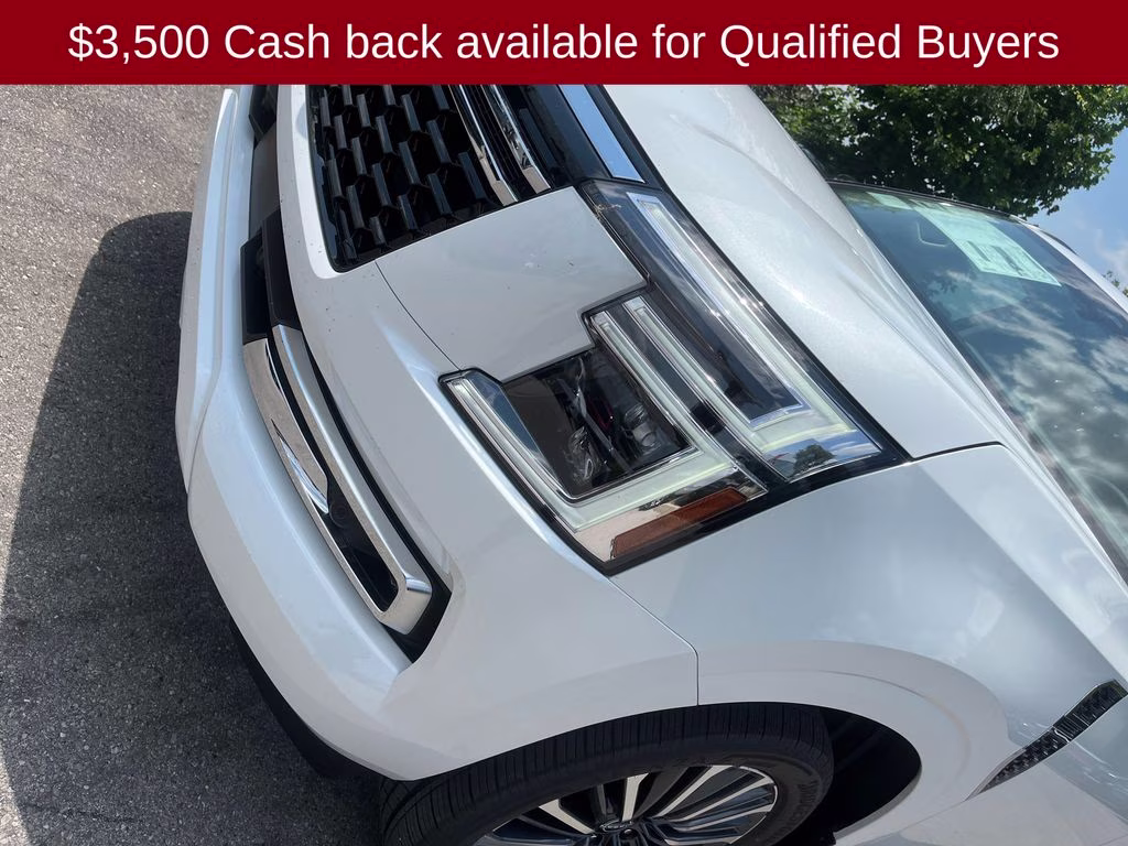 2026 Everest White Pearl Tricoat Nissan Armada Platinum Reserve 4X4 SUV