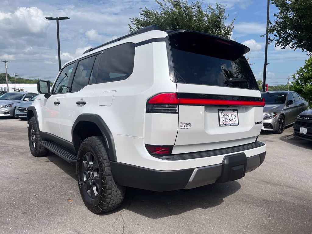 2024 White Pearl Lexus GX 550 Overtrail+ 4X4 SUV