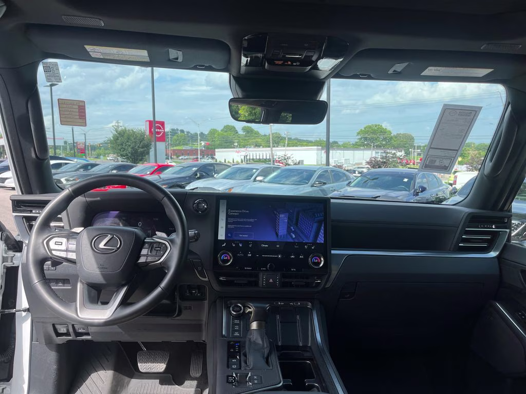 2024 White Pearl Lexus GX 550 Overtrail+ 4X4 SUV