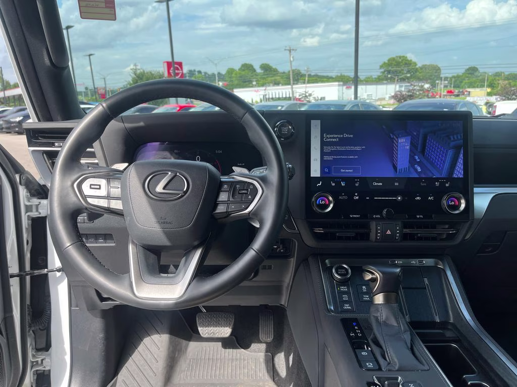 2024 White Pearl Lexus GX 550 Overtrail+ 4X4 SUV