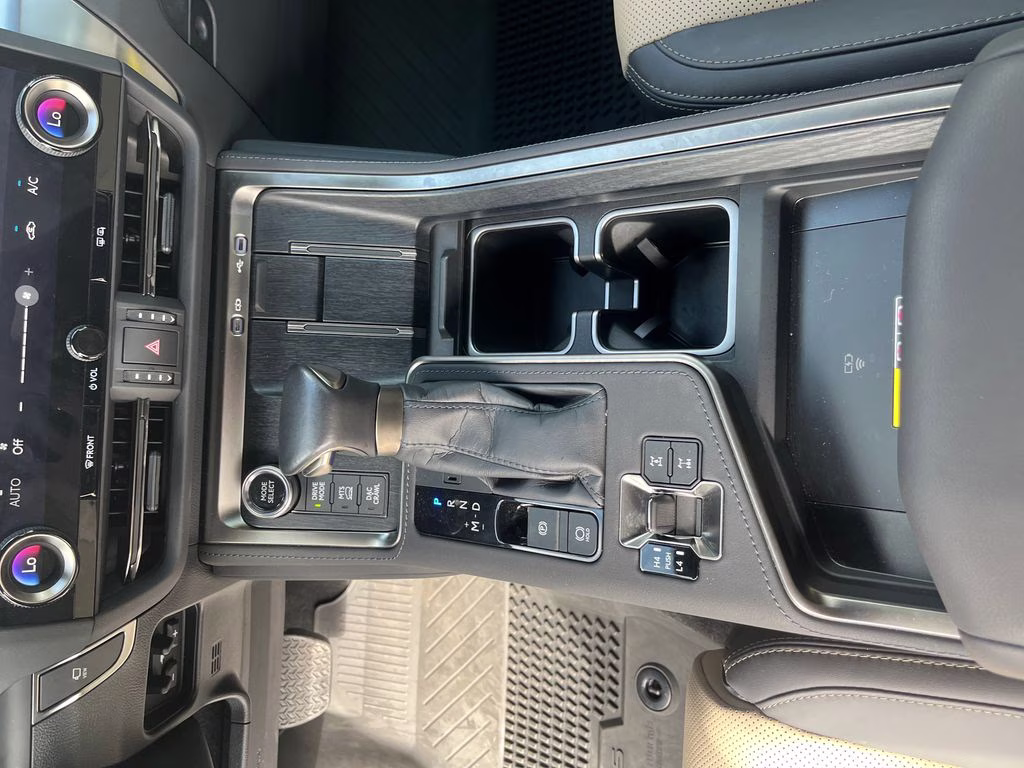 2024 White Pearl Lexus GX 550 Overtrail+ 4X4 SUV
