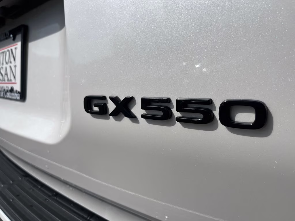 2024 White Pearl Lexus GX 550 Overtrail+ 4X4 SUV