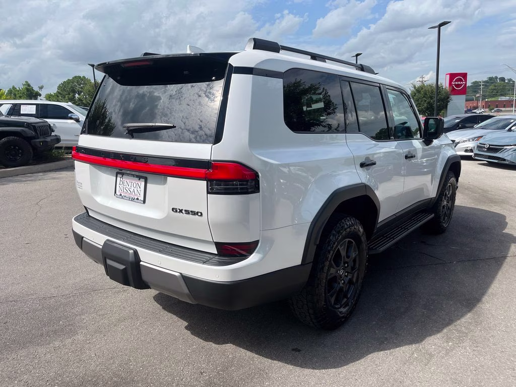 2024 White Pearl Lexus GX 550 Overtrail+ 4X4 SUV