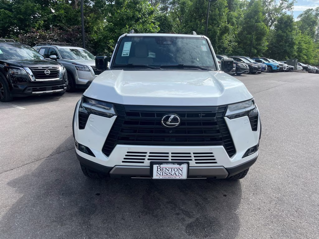 2024 White Pearl Lexus GX 550 Overtrail+ 4X4 SUV