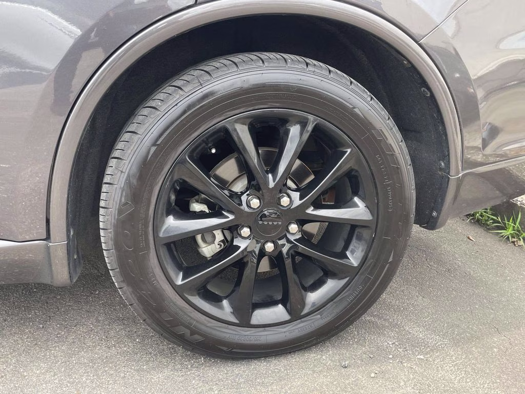 2017 Granite Clearcoat Metallic Dodge Durango R/T RWD SUV