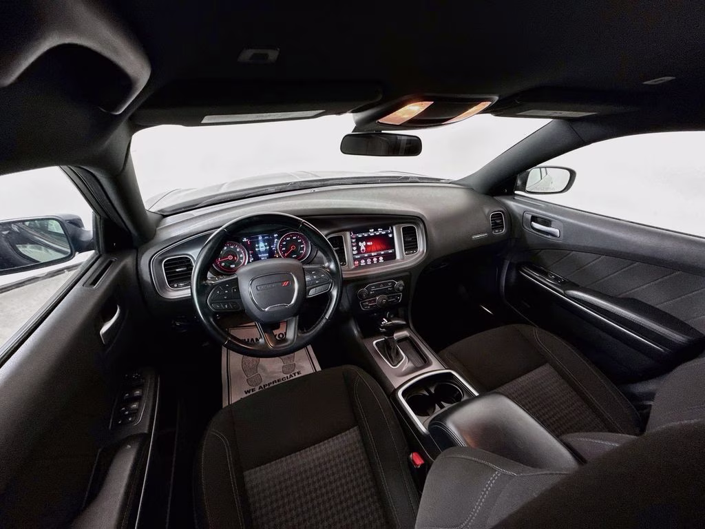 2023 Pitch Black Clearcoat Dodge Charger SXT RWD Sedan
