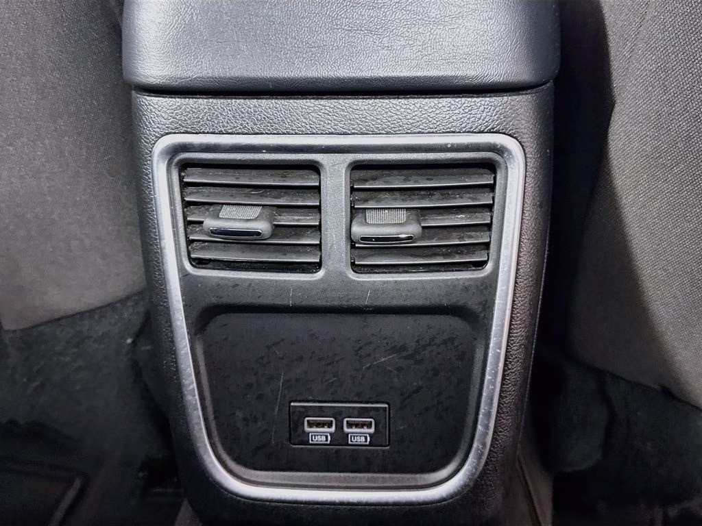 2023 Pitch Black Clearcoat Dodge Charger SXT RWD Sedan