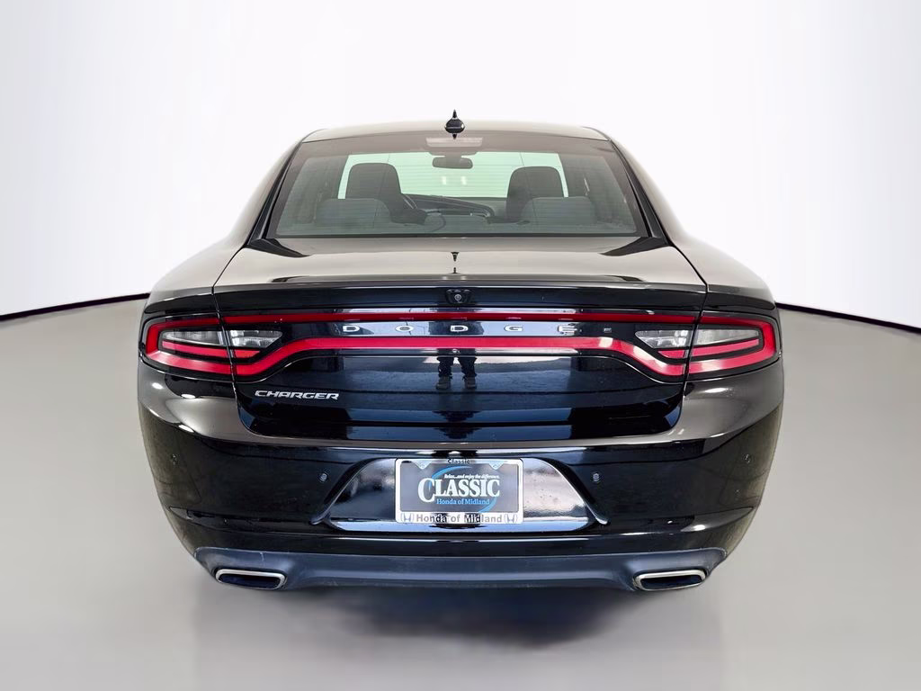 2023 Pitch Black Clearcoat Dodge Charger SXT RWD Sedan