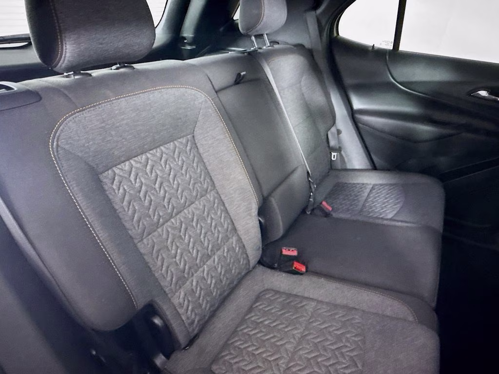 2023 Blue Glow Metallic Chevrolet Equinox LT FWD SUV