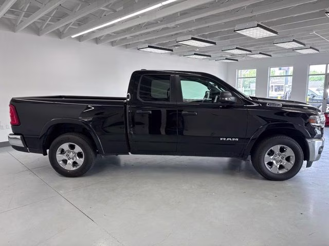 2025 Diamond Black Crystal Pearlcoat Ram 1500 Big Horn 4X4 Truck