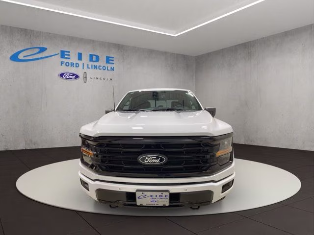 2026 Oxford White Ford F-150 XLT Black Appearance 4X4 Truck