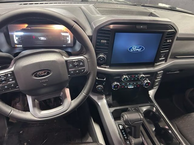 2026 Avalanche Ford F-150 XLT Black Appearance 4X4 Truck