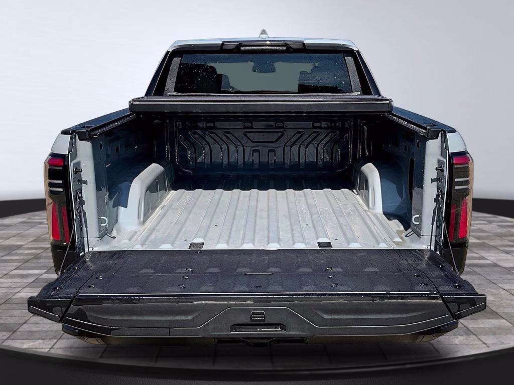 2026 GMC Sierra EV Elevation - Photo 18