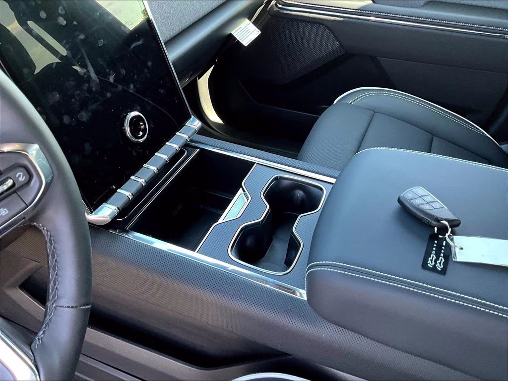 2026 GMC Sierra EV Elevation - Photo 27