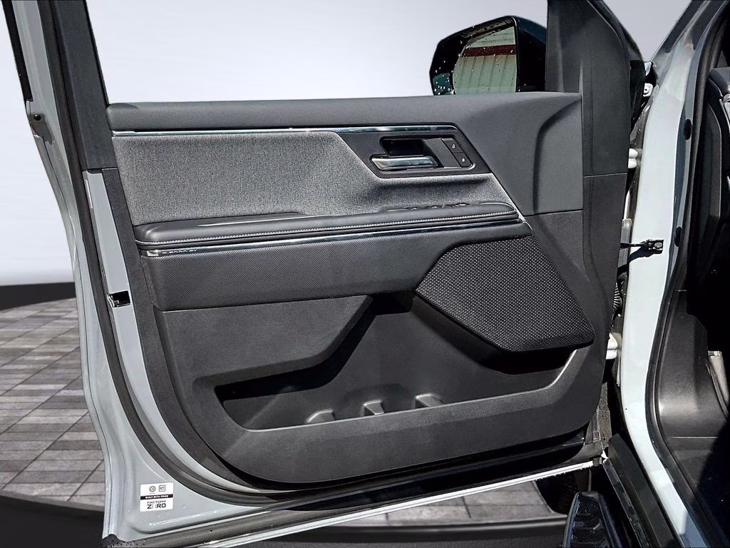 2026 GMC Sierra EV Elevation - Photo 28