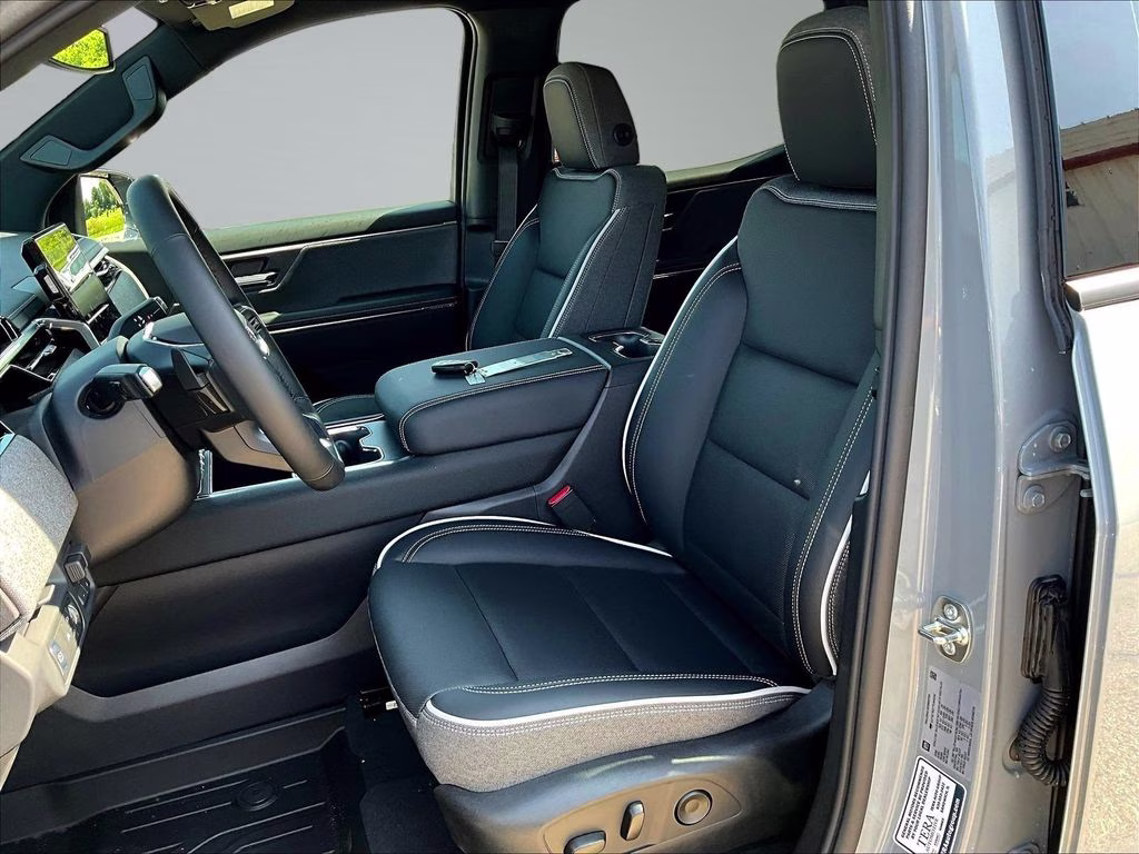 2026 GMC Sierra EV Elevation - Photo 29