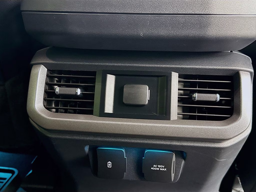 2023 Gray Metallic Ford F-150 Lariat 4X4 Truck