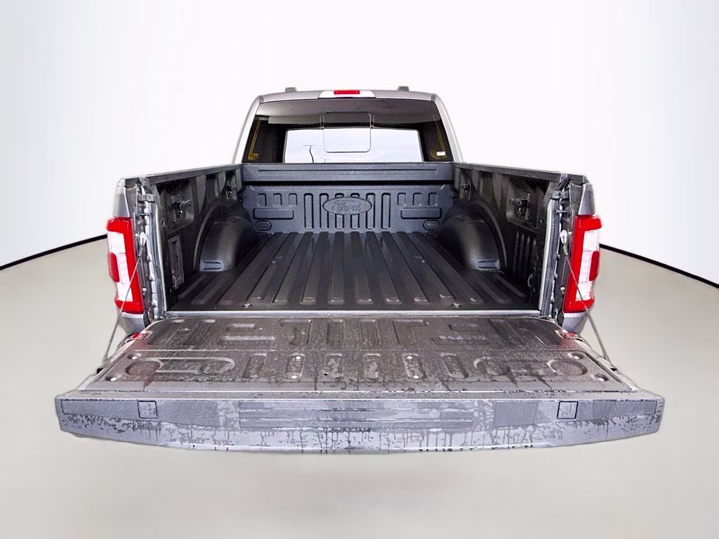 2023 Gray Metallic Ford F-150 Lariat 4X4 Truck