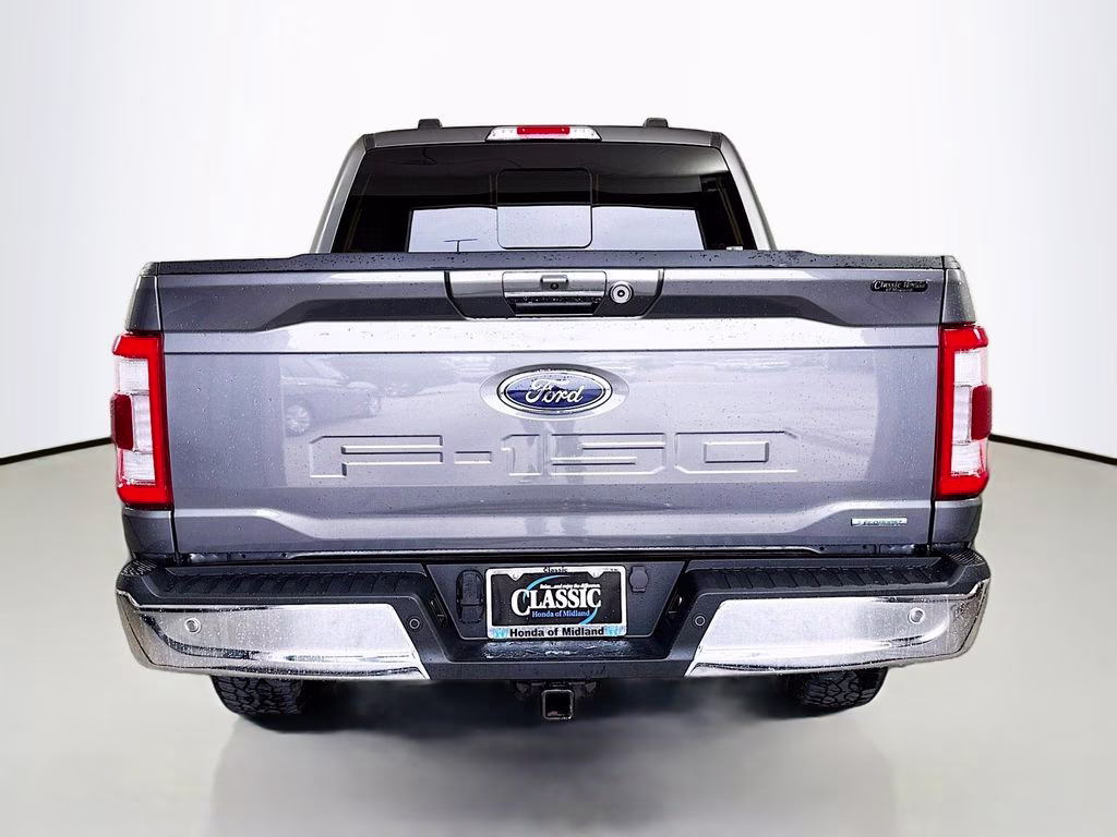 2023 Gray Metallic Ford F-150 Lariat 4X4 Truck