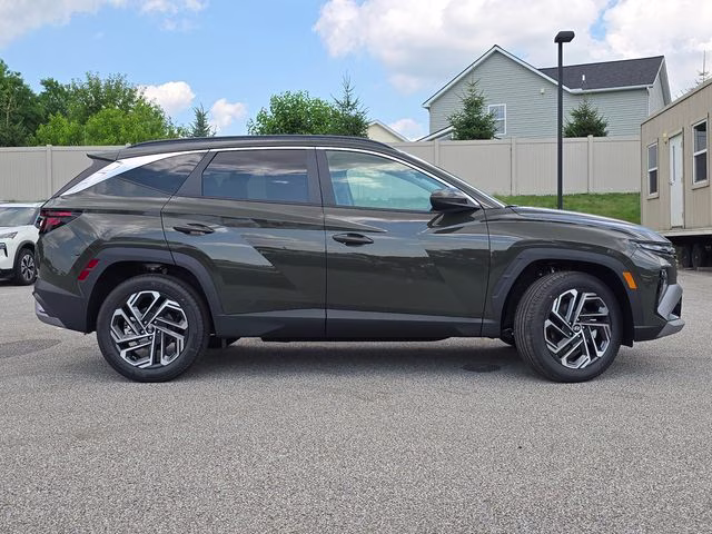 2026 Rockwood Green Hyundai Tucson SEL Plus AWD SUV