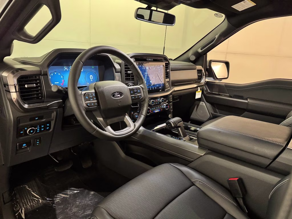 2026 Avalanche Ford F-150 Lariat 4X4 Truck