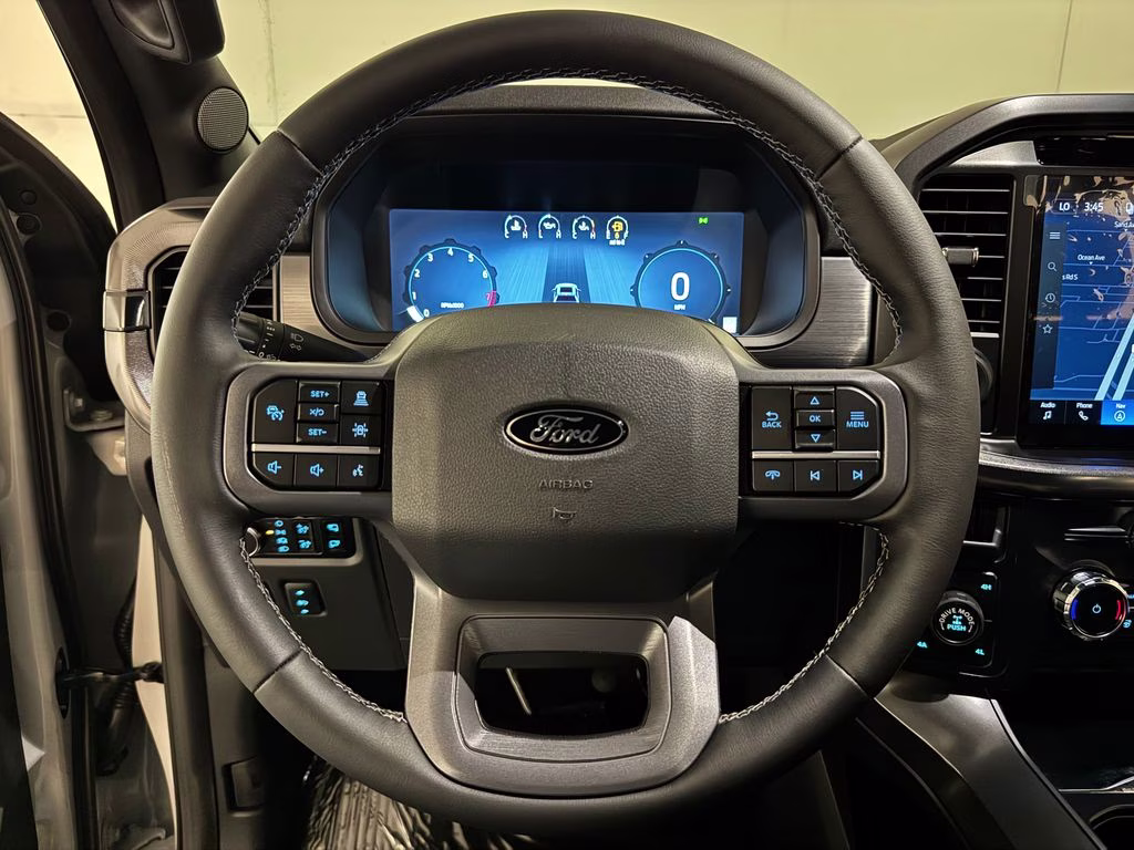 2026 Avalanche Ford F-150 Lariat 4X4 Truck