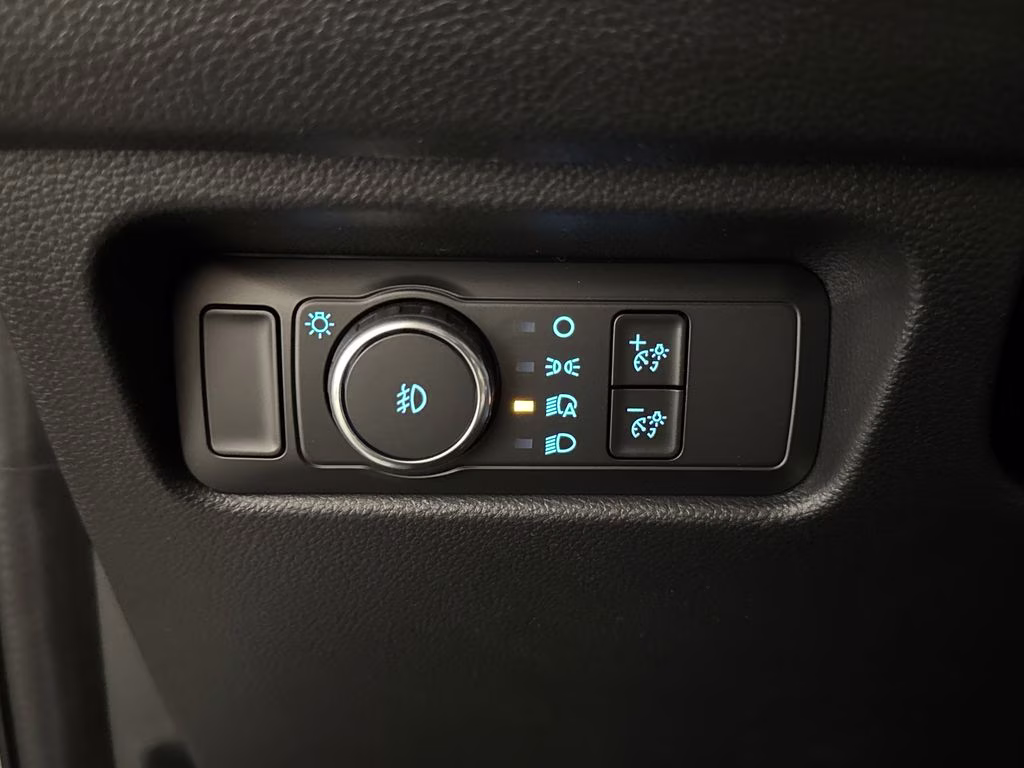 2026 Avalanche Ford Ranger XLT RWD Truck