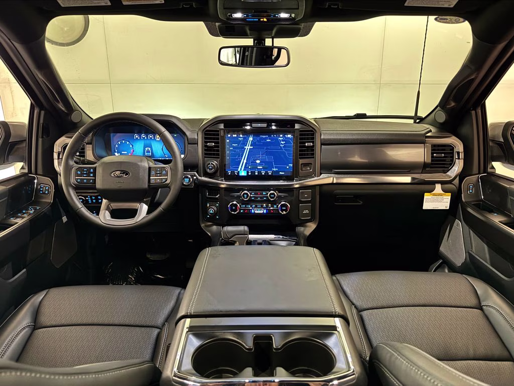 2026 Avalanche Ford F-150 Lariat 4X4 Truck