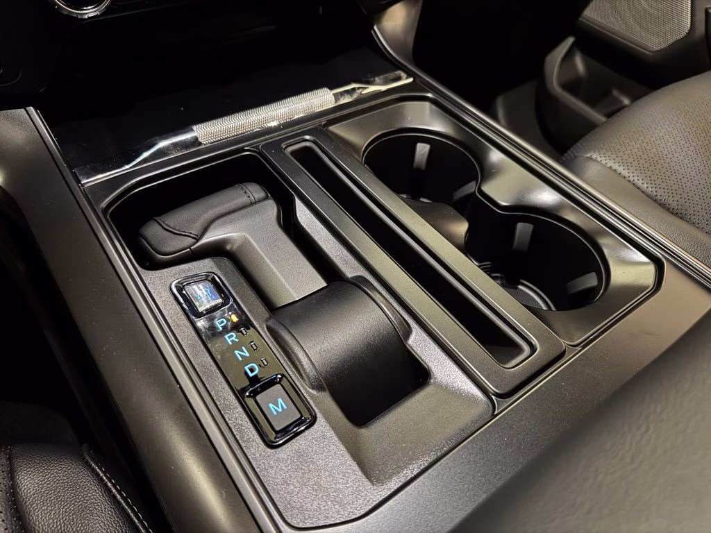 2026 Avalanche Ford F-150 Lariat 4X4 Truck