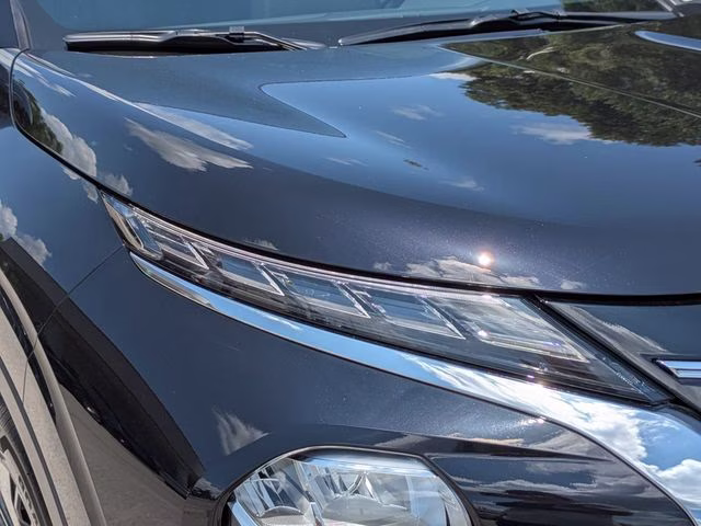 2026 Labrador Black Pearl Mitsubishi Outlander SE FWD SUV
