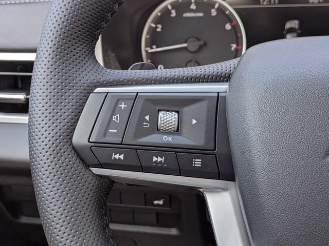 2026 Labrador Black Pearl Mitsubishi Outlander SE FWD SUV