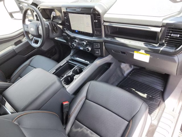 2026 Avalanche Ford Super Duty F-450 DRW Lariat 4X4 Chassis