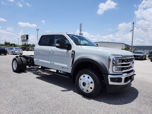 2026 Avalanche Ford Super Duty F-450 DRW Lariat 4X4 Chassis