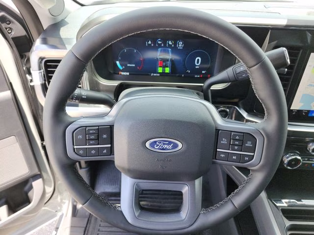 2026 Avalanche Ford Super Duty F-450 DRW Lariat 4X4 Chassis