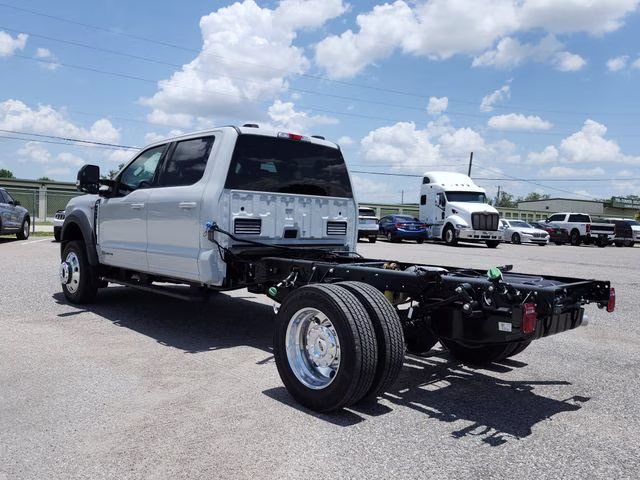 2026 Avalanche Ford Super Duty F-450 DRW Lariat 4X4 Chassis